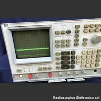 HP 3585A HP 3585A      Analizzatore di spettro ad alte prestazione  Range di frequenza da 20 Hz a 40 Mhz risoluzione 0,1 Hz Strumenti
