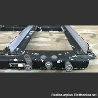 MT-71/ARC-5 MT-71/ARC-5  Supporto a dopppio scomparto per il montaggio di due trasmettitori radio aeronautici della serie AN/ARC-5. Accessori per apparati radio Militari