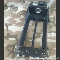 MT-7A/ARR-2 MT-7A/ARR-2  Supporto trasmettitori radio aeronautici della serie AN/ARC-5. Accessori per apparati radio Militari