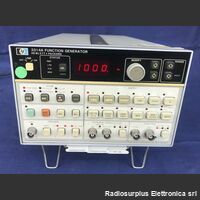 HP3314A HP 3314A  Generatore di forme d'onda arbitrarie Strumenti