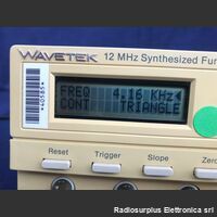 WAVETEK model 23 WAVETEK model 23  Generatore di funzioni da  100 uHz a 12 Mhz Strumenti