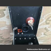 BC-222 BC-222  Ricetrasmettitore spalleggiabile del 1941 WW2  Frequenza operativa da 27,7 - 52,2  Mhz in AM Apparati radio