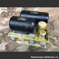 J-68/ARC-3 J-68/ARC-3  Scatola di derivazione con alimentazione  della stazione radio AN/ARC-3 Accessori per apparati radio Militari