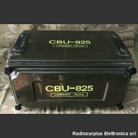 CBU-825 Larimart CBU-825  Alimentatore per la ricarica e il controllo dello stato di accumulatori Accessori per apparati radio Militari