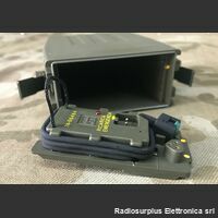 PE-400 PE-400  Cofano porta batterie RV2/400 Accessori per apparati radio Militari