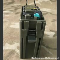 PE-400 PE-400  Cofano porta batterie RV2/400 Accessori per apparati radio Militari