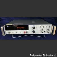 HP 5326B HP 5326B  Frequenzimetro digitale a Nixie con voltmetro Strumenti
