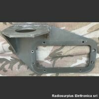 Staffa AR-76 Staffa per montaggio antenna veicolare   AR-76 Accessori per apparati radio Militari