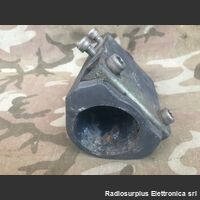Staffa reggipalo Staffa Reggipalo  Per pali da mm 50 Accessori per apparati radio Militari