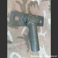 MP-19 MP-19  Base per palo da mm 34 con snodo Accessori per apparati radio Militari