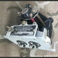 CR2795B105A1 CR2795B105A1  Regolatore DC 28 Volt Generatore di tensione Accessori per apparati radio Militari