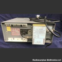 FLUKE 332D/AB FLUKE 332D/AB  Generatore e calibratore di tensioni continue da 0 - 1111 Volt Strumenti