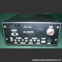 FRG-9600 VHF/UHF All Mode Communication Receiver YAESU FRG-9600 Apparati radio civili