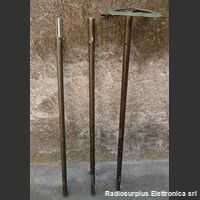 PaloTenda Palo innestabile in alluminio con testa di sostegno per tende o reti, 3 x 1,20 mt.(3,60) Militaria