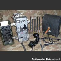 R-105 Ricetrasmettitore R-105 Apparati radio militari