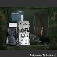 R108cassa Ricetrasmettitore R-108 Apparati radio militari