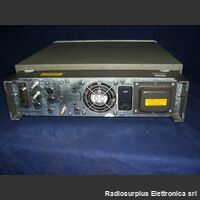 HP 8656B Signal Generator HP 8656B Strumenti