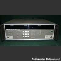 FLUKE 6060B Synthesized RF Signal Generator FLUKE 6060B Strumenti