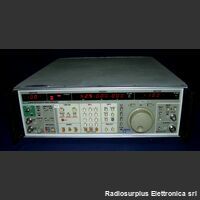FLUKE 6070A Synthesized RF Signal Generator FLUKE 6070A Strumenti