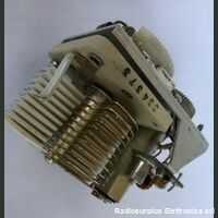 334373 Condensatore Variabile con controller motorizzato   10 - 200 PF Componenti elettronici