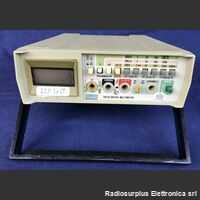  FLUKE 8012A -120v- Digital Multimeter  FLUKE 8012A Strumenti