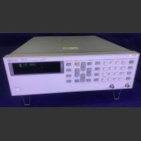 HP 3324A Synthesized Function/Sweep Generator HP 3324A Strumenti