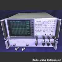 HP 8753B Network Analyzer HP 8753B Con S-Parameter test set HP 85046A Strumenti