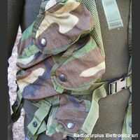 Tactical Vest US ARMY Tactical Vest US ARMY Equipaggiameno modulare per carico Militaria