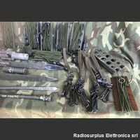 AB-35-TRC/7 Sostegno per antenna con accessori AB-35-TRC/7 Accessori per apparati radio Militari