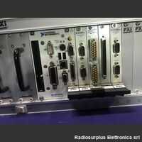 PXI Compact PCI 5210100208 Pickering PXI Mainframe PXI Compact PCI 5210100208 Completo di controller  PXI-8176 Strumenti