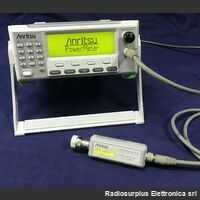ML2437A+MA2422B Power Meter ANRITSU ML2437A Completo di sensore MA2422B e cavo Strumenti