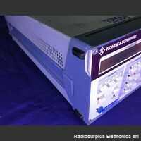 ROHDE & SCHWARZ SMG Signal Generator     ROHDE & SCHWARZ SMG Strumenti