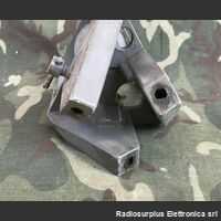 MP-68 Staffa per antenna AB15 + BX33 MP-68 Apparati radio militari