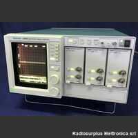 11403A TEKTRONIX 11403A Color Digitizing Oscilloscope Usata-Revisionata