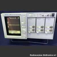 11403A TEKTRONIX 11403A Color Digitizing Oscilloscope Usata-Revisionata