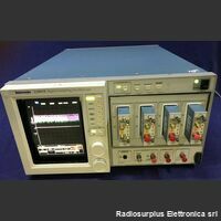 TEKTRONIX 11801B Digital Sampling Oscilloscope  TEKTRONIX 11801B Strumenti