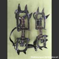 GRIVEL Coppia Ramponi  Militari GRIVEL Militaria