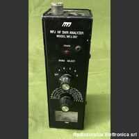 MFJ-207 HF SWR Analyzer  MFJ model MFJ-207 Apparati radio