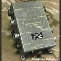 AI-379 Amplificatore Interfono AI-379 Consente la commutazione di tre apparati radio e tre interfoni su mezzi mobili Accessori per apparati radio Militari