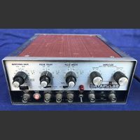 DATAPULSE 101 Pulse Generator DATAPULSE 101 Generatore di impulsi da 10 Hz a 10 Mhz Strumenti