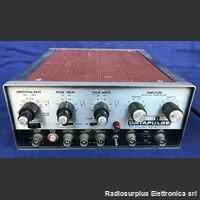 DATAPULSE 101 Pulse Generator DATAPULSE 101 Generatore di impulsi da 10 Hz a 10 Mhz Strumenti