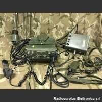 RV-3/13/V RV-3/13/V  Stazione radio veicolare in VHF FM da 26 a 71,95 Mhz  Composta da :ricetrasmettitore ER-95A/I,amplificatore interfonico AI-100, Apparati radio