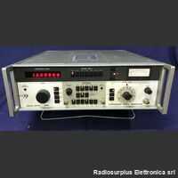 RACAL- DANA 9084 RACAL- DANA 9084 -da revisionare- Generatore di segnali sintetizzato da 0,01 a 104 Mhz Strumenti