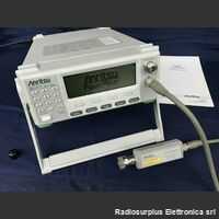 ML2437A+MA2422B Power Meter ANRITSU ML2437A Completo di sensore MA2422B e cavo Strumenti