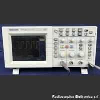 TDS 2012 Two Channel Color Digital Storage Oscilloscope TEKTRONIX TDS 2012 Strumenti