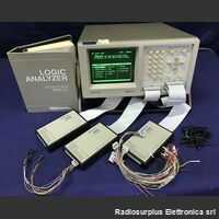 TEKTRONIX 1225 Logic Analyzer  TEKTRONIX 1225 Strumenti