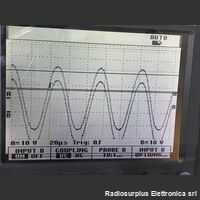 FLUKE 199 ScopeMeter  FLUKE mod. 199  Oscilloscopio digitale due canali da 200 Mhz campionamento a 2,5 GS/s Strumenti