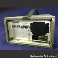 HP 4261A  + 16061A LCR Meter  HP 4261A  + 16061A  Lcr meter completo di test fixture HP 16061A Strumenti