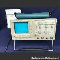 TEKTRONIX TAS 485 Four Channel Oscilloscope  TEKTRONIX TAS 485  Oscilloscopio analogico 200 Mhz 4 canali  Strumenti