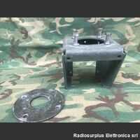 CARC M/113 Staffa per montaggio antenna a pigna Accessori per apparati radio Militari